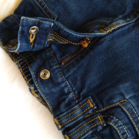 old navy dark wash denim rolled hem shorts 24 months baby girl - Picture 5 of 7